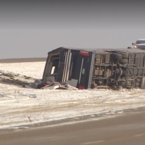 Shania Twain Crew Crashes in Saskatchewan
